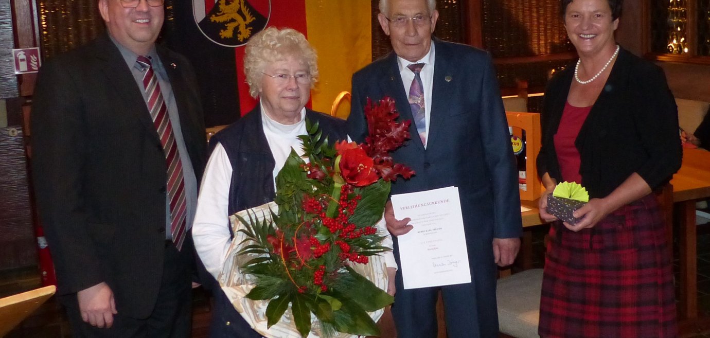 Karl Pfeifer erhält Ehrennadel des Landes Kreisverwaltung RheinPfalz